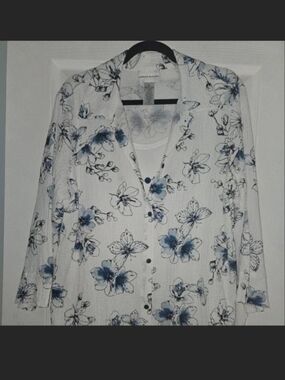 Alfred Dunner White Button-Down Top with Blue Floral Print